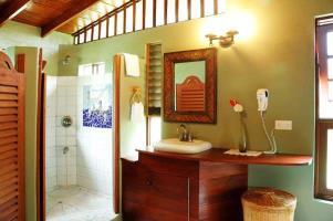 Spring Hotel Bequia Port Elizabeth Экстерьер фото